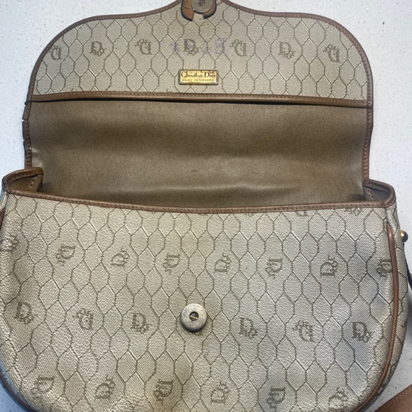 Vintage CHRISTIAN DIOR Crossbody Shoulder Bag Gold HW Brown Leather - Picture 8 of 12